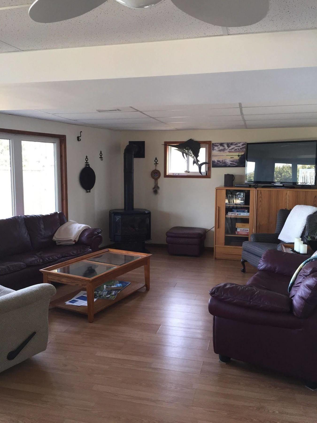 N' This On The Bay -Vacation Suite Wiarton Exterior foto