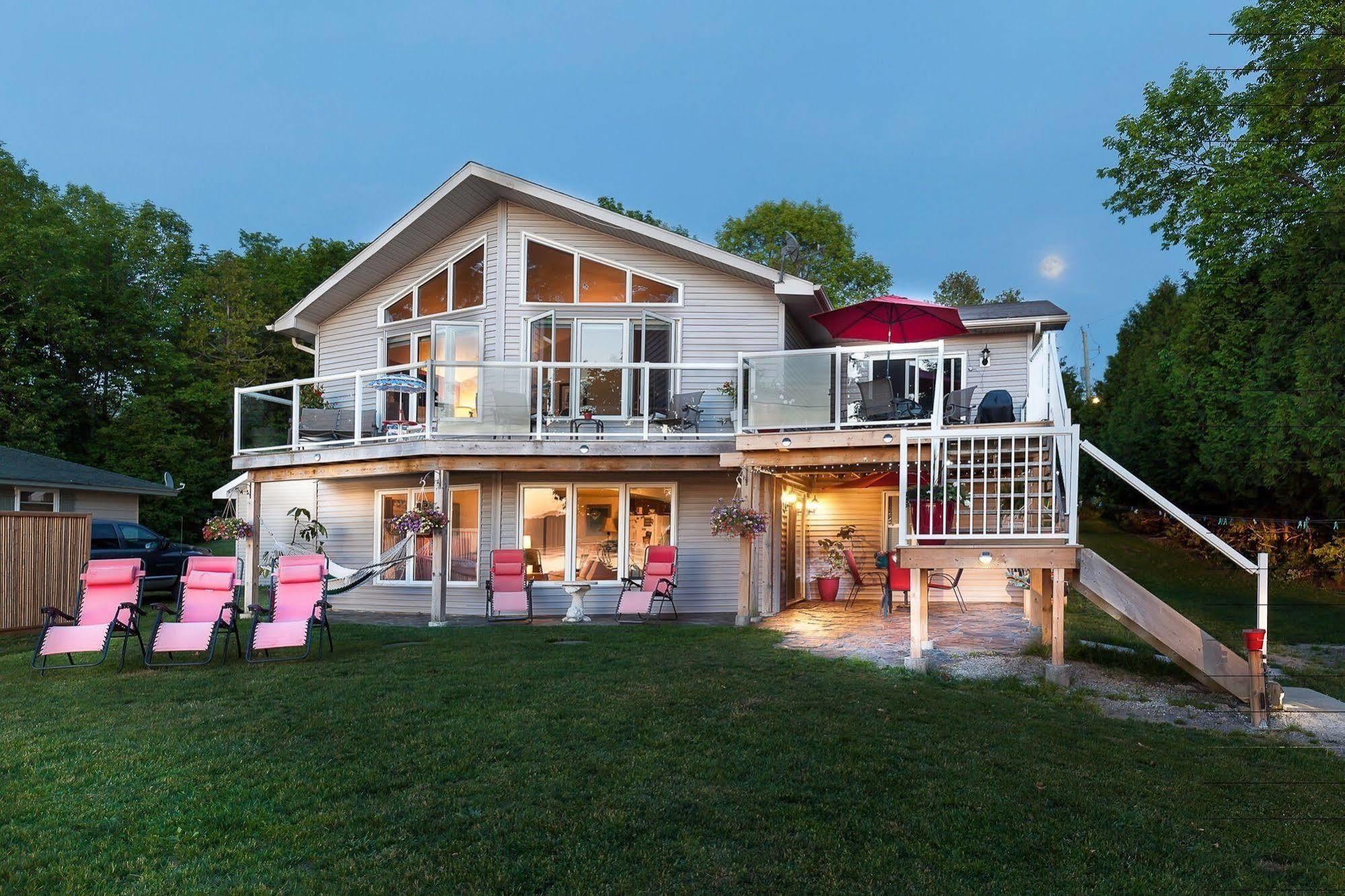 N' This On The Bay -Vacation Suite Wiarton Exterior foto